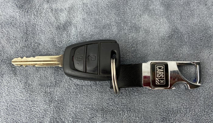 2018 Hyundai Grand i10 MAGNA 1.2 VTVT, Petrol, Manual, 22,972 km, Key Close Up