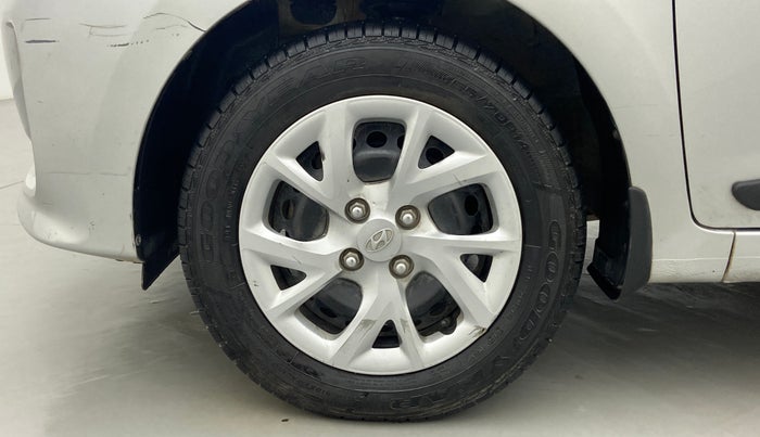2018 Hyundai Grand i10 MAGNA 1.2 VTVT, Petrol, Manual, 22,972 km, Left Front Wheel