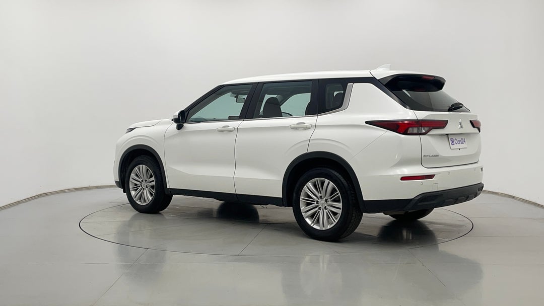 Left Back Diagonal (45- Degree) View