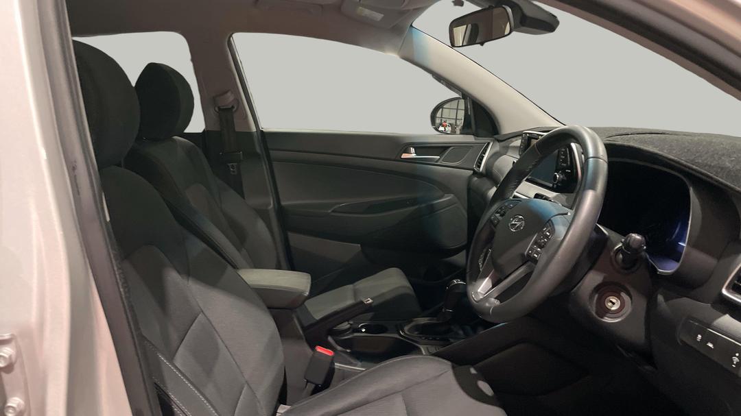 2020 Hyundai Tucson Active (2WD), Automatic, 31406 km, Right Side Front Door Cabin View