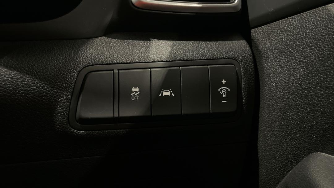2020 Hyundai Tucson Active (2WD), Automatic, 31406 km, Utility Switches/Buttons