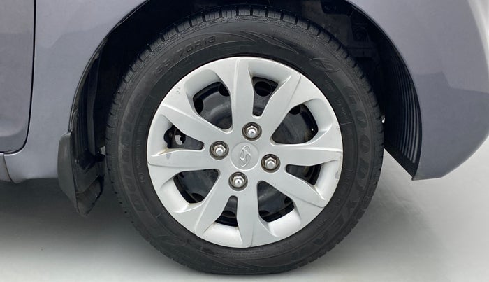 2017 Hyundai Eon MAGNA PLUS, Petrol, Manual, 34,684 km, Right Front Wheel