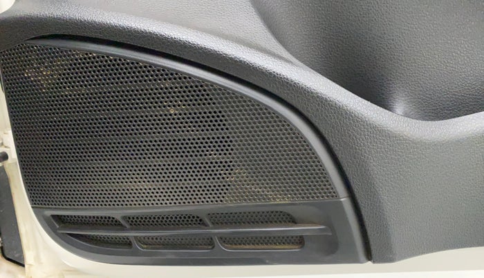 2017 Volkswagen Ameo HIGHLINE1.2L, Petrol, Manual, 23,835 km, Speaker