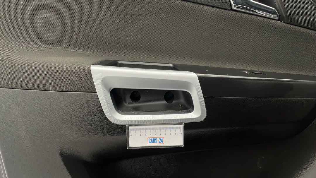 Doors Front LHS Lining broken / damaged