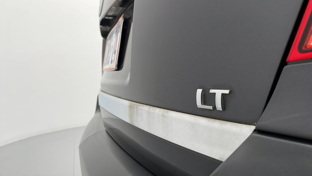 Badge (Boot Right Side)