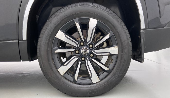 2019 MG HECTOR SHARP DCT PETROL, Petrol, Automatic, 23,953 km, Left Rear Wheel