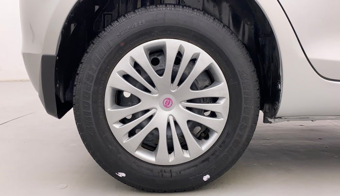 2014 Maruti Swift VDI, Diesel, Manual, 38,373 km, Right Rear Wheel