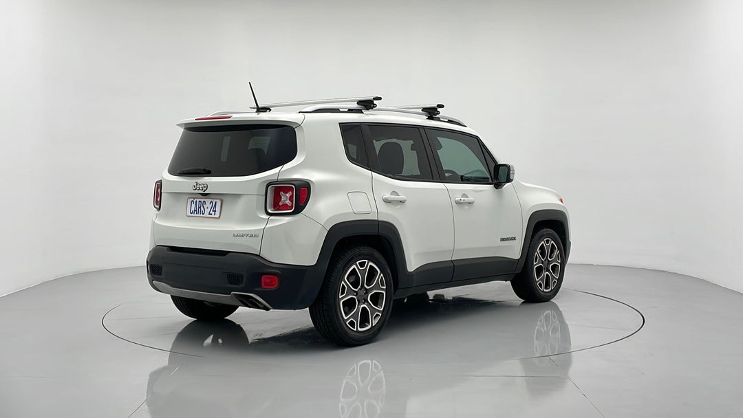 Right Back Diagonal (45- Degree) View