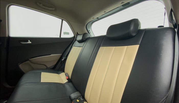 2013 Hyundai Grand i10 ASTA 1.2 VTVT, Petrol, Manual, 59,859 km, Right Side Rear Door Cabin