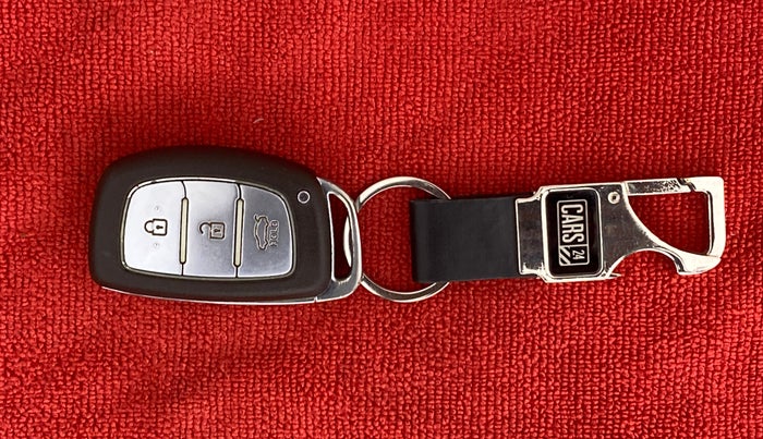 2013 Hyundai Grand i10 ASTA 1.2 VTVT, Petrol, Manual, 59,859 km, Key Close Up