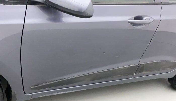 2018 Hyundai Grand i10 SPORTZ 1.2 KAPPA VTVT, Petrol, Manual, 94,280 km, Front passenger door - Minor scratches
