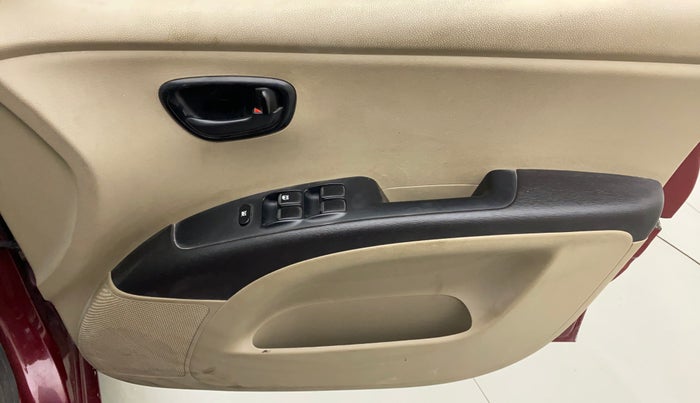 2014 Hyundai i10 MAGNA 1.1, Petrol, Manual, 34,902 km, Driver Side Door Panels Control