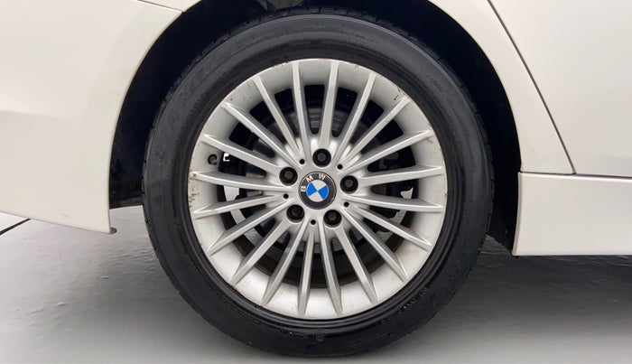 2014 BMW 3 Series 320D LUXURYLINE, Diesel, Automatic, 76,340 km, Right Rear Wheel