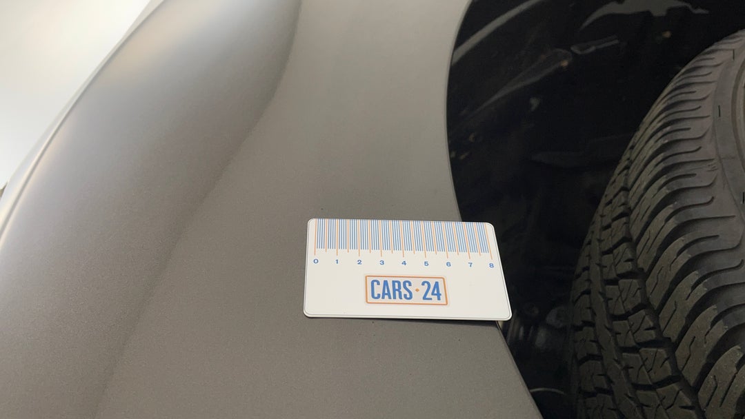 Quarter Panel Front LHS Guard Dent