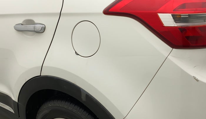 2016 Hyundai Creta SX PLUS AT 1.6 PETROL, Petrol, Automatic, 55,911 km, Left quarter panel - Minor scratches