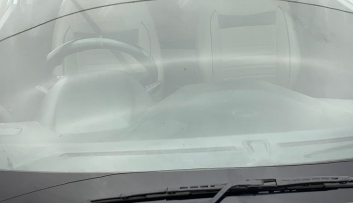 2016 Hyundai Creta SX PLUS AT 1.6 PETROL, Petrol, Automatic, 55,911 km, Front windshield - Minor spot on windshield