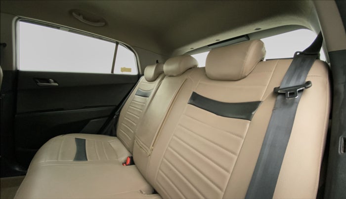 2016 Hyundai Creta SX PLUS AT 1.6 PETROL, Petrol, Automatic, 55,911 km, Right Side Rear Door Cabin
