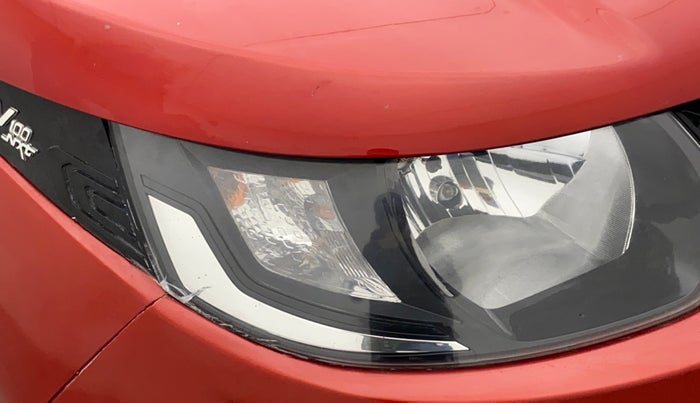 2017 Mahindra KUV 100 NXT K4+ 6S, Petrol, Manual, 20,536 km, Right headlight - Minor damage