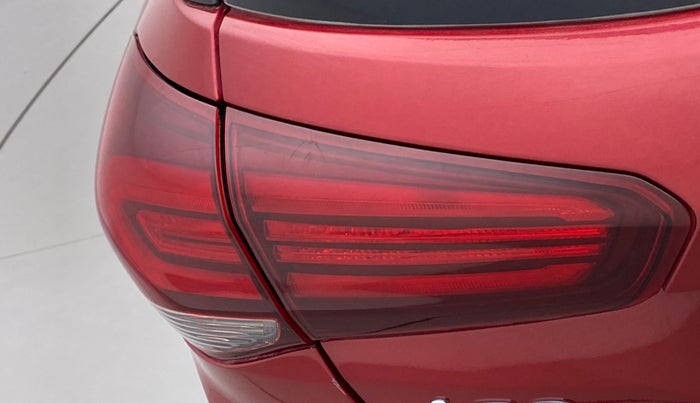 2018 Hyundai Elite i20 Magna Executive 1.2 AT, Petrol, Automatic, 85,315 km, Left tail light - Faded