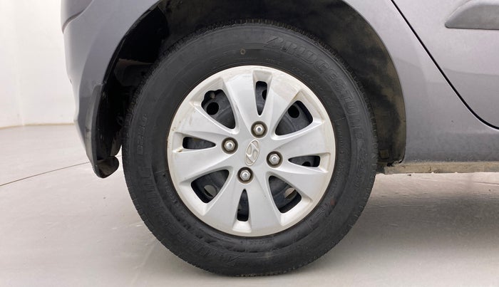 2013 Hyundai i10 MAGNA 1.2, Petrol, Manual, 65,216 km, Right Rear Wheel
