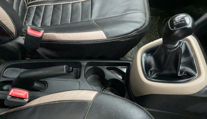 2014 Hyundai Xcent BASE 1.2, Petrol, Manual, 88,916 km, Gear Lever
