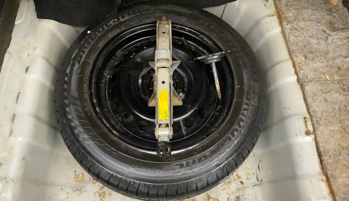 2014 Hyundai Xcent BASE 1.2, Petrol, Manual, 88,916 km, Spare Tyre