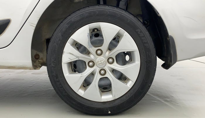 2014 Hyundai Xcent BASE 1.2, Petrol, Manual, 88,916 km, Left Rear Wheel
