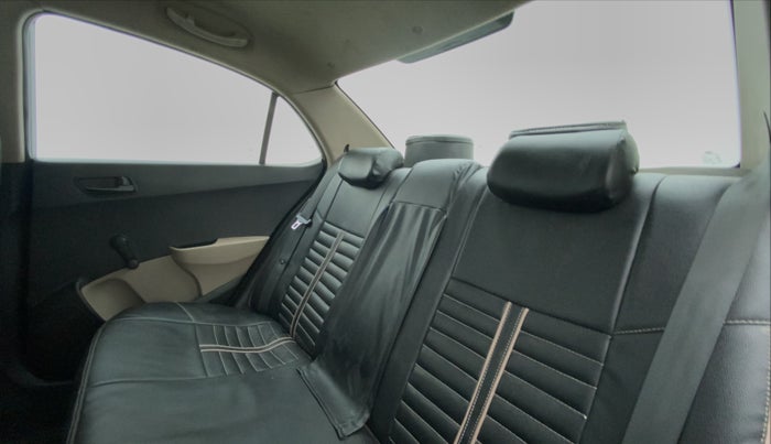 2014 Hyundai Xcent BASE 1.2, Petrol, Manual, 88,916 km, Right Side Rear Door Cabin
