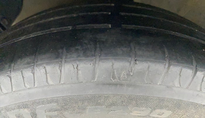 2014 Hyundai Xcent BASE 1.2, Petrol, Manual, 88,916 km, Left Front Tyre Tread