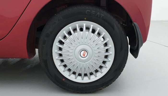 2017 Hyundai Eon ERA PLUS, Petrol, Manual, 76,109 km, Left Rear Wheel