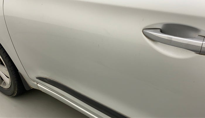 2015 Hyundai Elite i20 ASTA 1.2, Petrol, Manual, 53,005 km, Front passenger door - Slightly dented