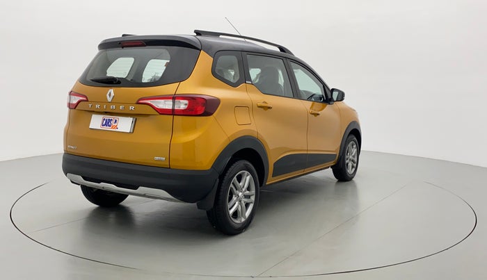 2021 Renault TRIBER 1.0 RXZ, Petrol, Manual, 1,599 km, Right Back Diagonal