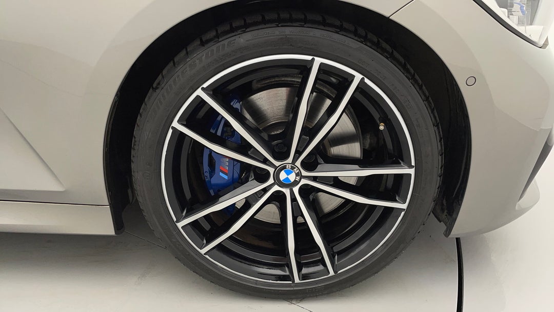 2020 BMW 3 30i M Sport, Automatic, 55044 km, Right Front Wheel