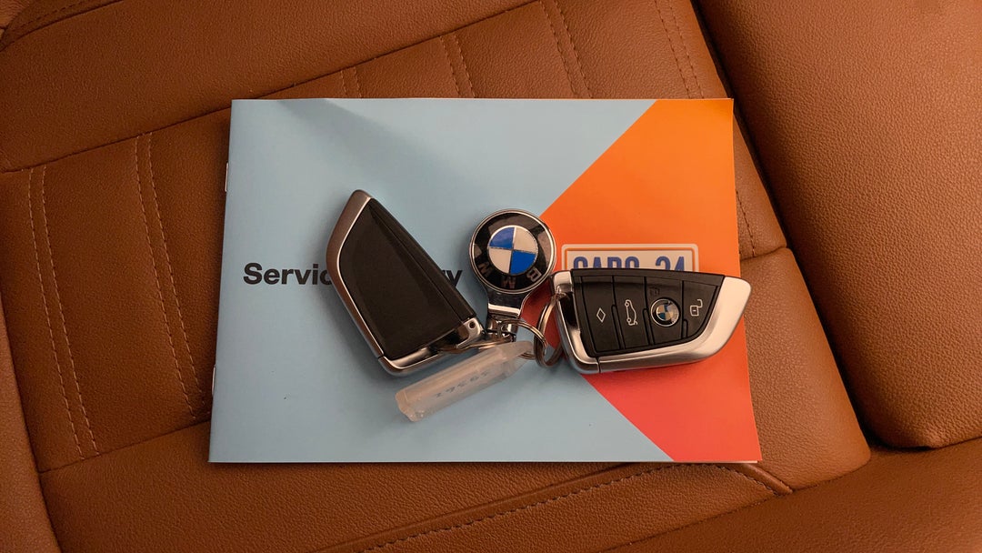 2020 BMW 3 30i M Sport, Automatic, 55044 km, Key Close-up