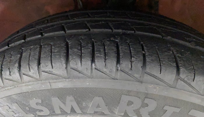 2019 Maruti Alto VXI, Petrol, Manual, 14,503 km, Left Front Tyre Tread