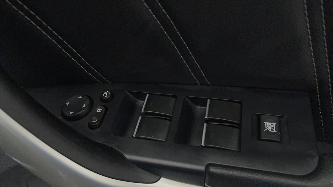 Drivers Side Door Panel Controls