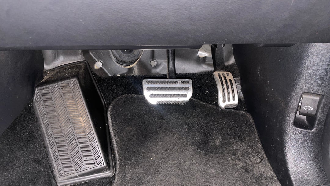 Pedals and Footmat