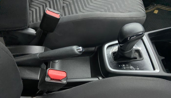 2018 Maruti Swift ZXI AMT, Petrol, Automatic, 23,211 km, Gear Lever