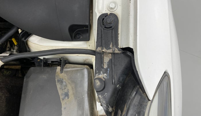 2018 Hyundai Elite i20 ASTA 1.2, Petrol, Manual, 30,264 km, Left headlight - Clamp has minor damage