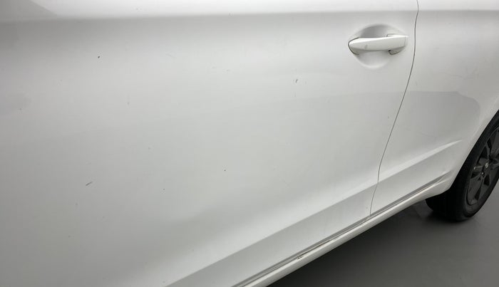 2018 Hyundai Elite i20 ASTA 1.2, Petrol, Manual, 30,264 km, Front passenger door - Slightly dented