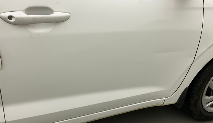 2021 Hyundai AURA S 1.2 CNG, CNG, Manual, 47,673 km, Driver-side door - Slightly dented