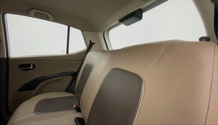 2011 Hyundai i10 MAGNA 1.2, Petrol, Manual, 96,731 km, Right Side Rear Door Cabin