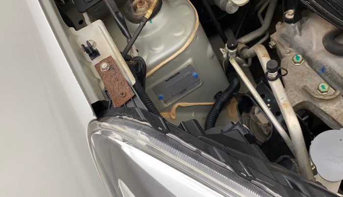 2018 Nissan Micra XV CVT, Petrol, Automatic, 23,964 km, Right headlight - Clamp has minor damage