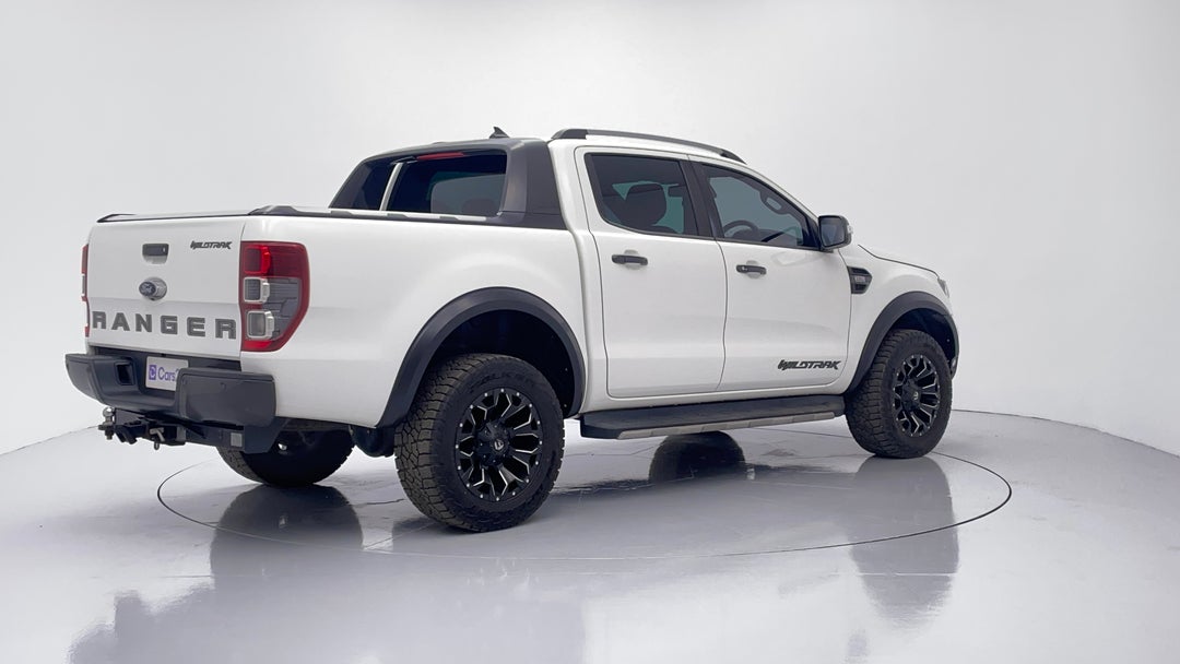 Right Back Diagonal (45- Degree) View