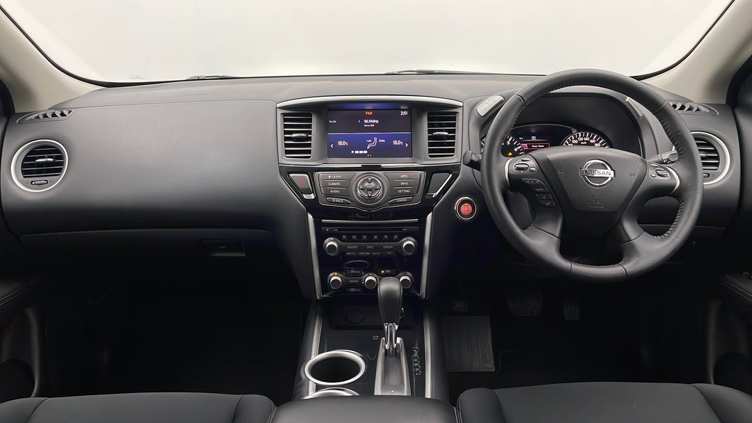 2019 Nissan Pathfinder St (4x2), Automatic, 52549 km, Dashboard View