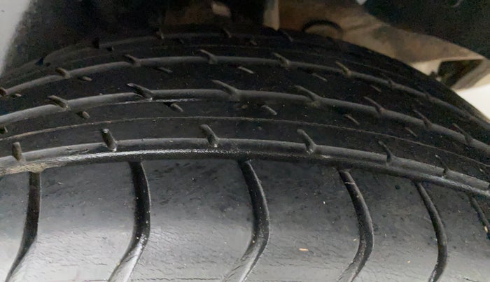 2016 Hyundai Creta 1.6 S, Petrol, Manual, 76,942 km, Left Rear Tyre Tread