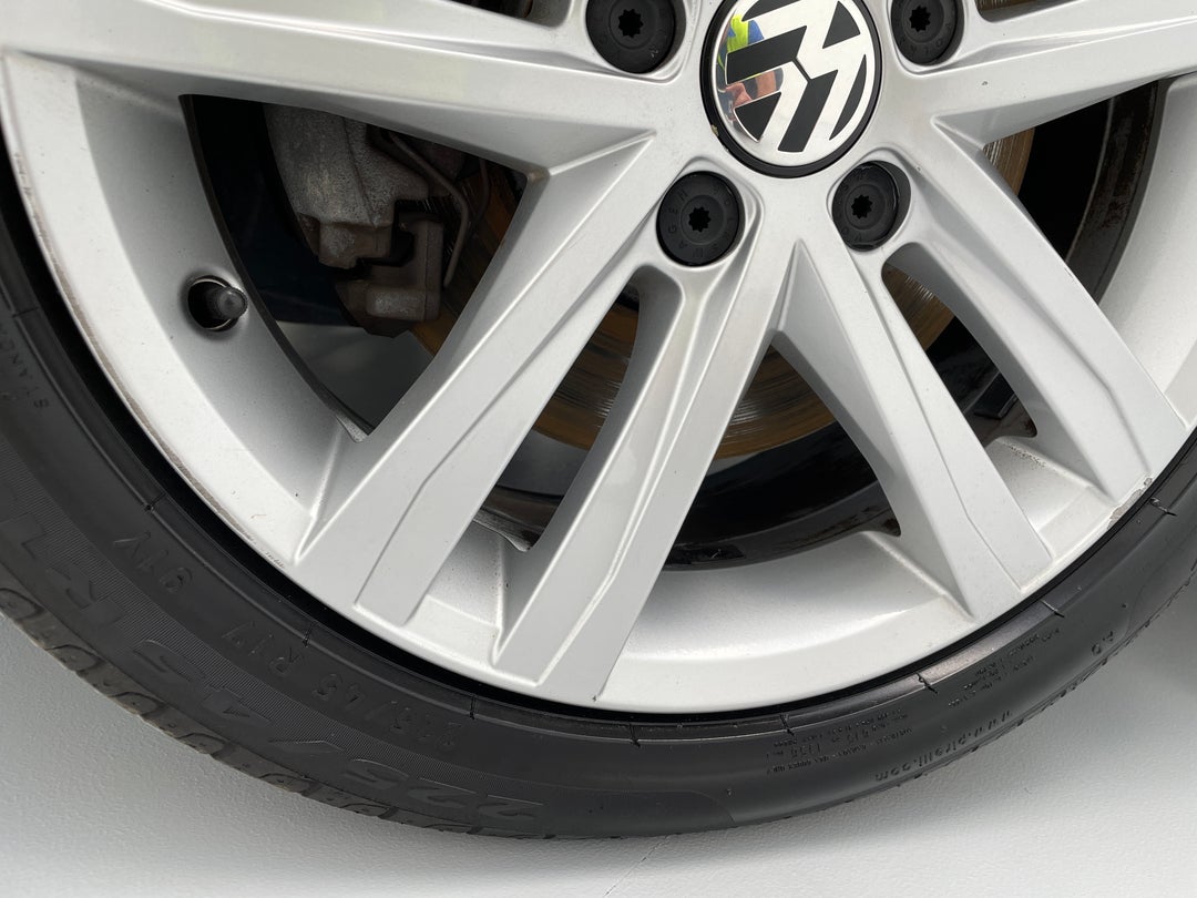 Wheels Rim Front LHS Gutter Rash