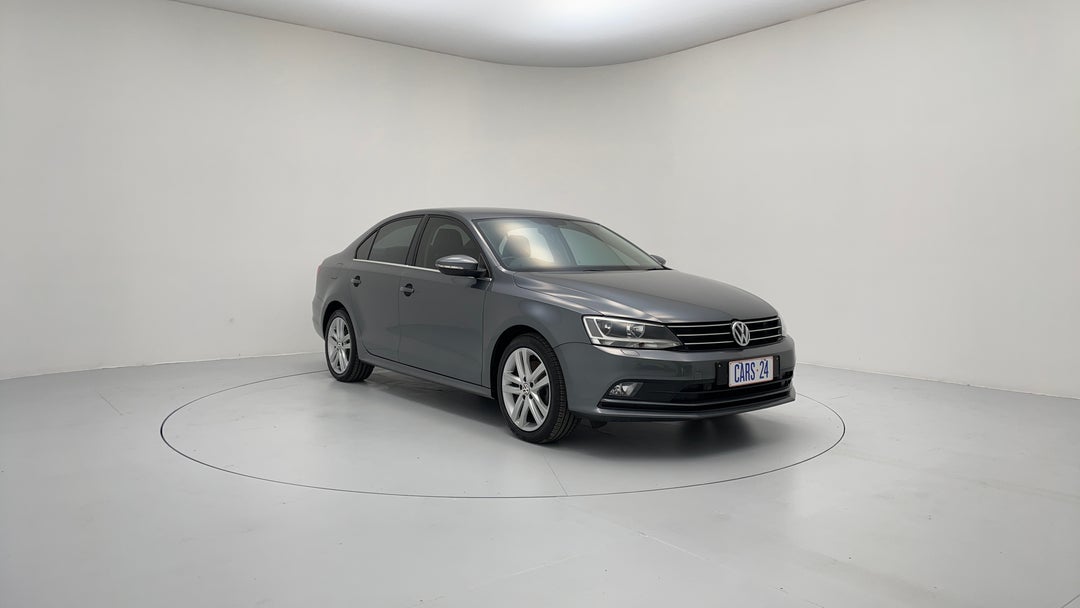 Right Front Diagonal (45- Degree) View