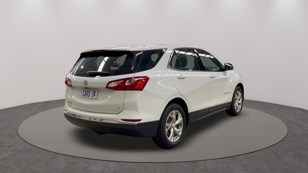 Right Back Diagonal (45- Degree) View