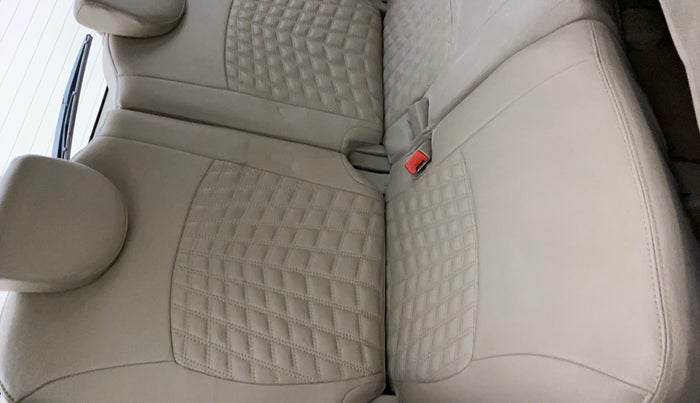2016 Maruti Ertiga ZDI + SHVS, Diesel, Manual, 74,429 km, Third-row right seat - Cover slightly stained